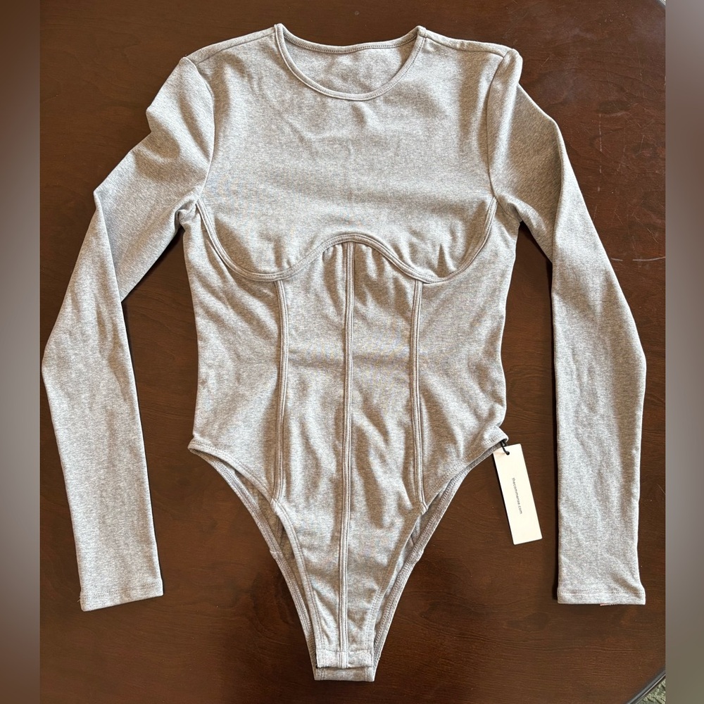 NWT Commense Gray Corset Piping Long Sleeve Bodysuit Size Small